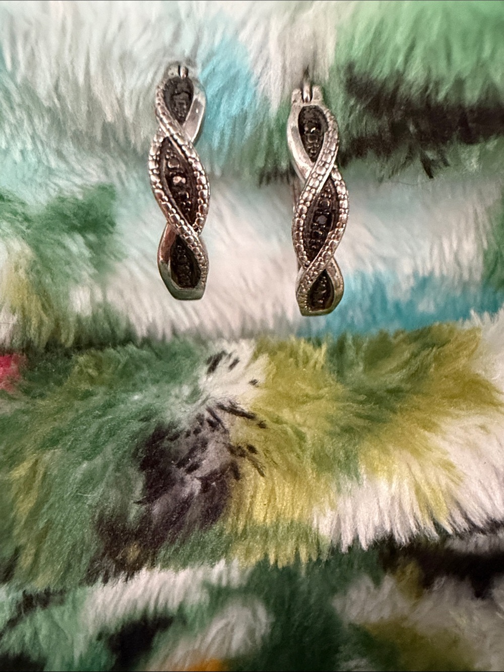 Kay Jewelers Silver Twist Hoop Earrings with Black Accents